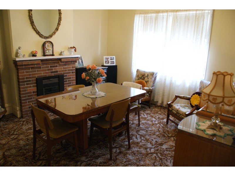 8 Phoebe Street, Islington NSW 2296