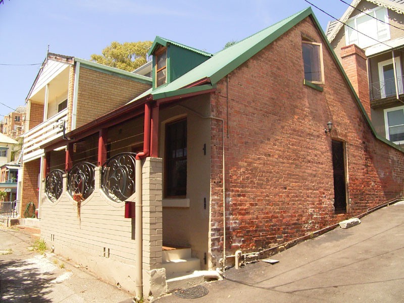 10 Carlton Street, The Hill NSW 2300