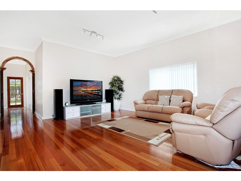 2 Bridge Street, West Wallsend NSW 2286