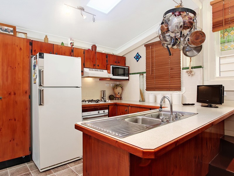 2 Dulling Street, Waratah NSW 2298