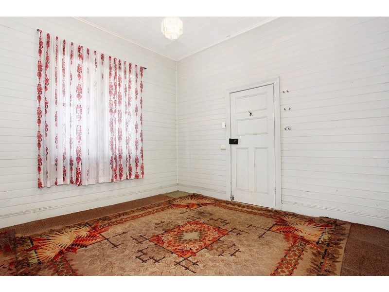 64 DeVitre Street, Lambton NSW 2299
