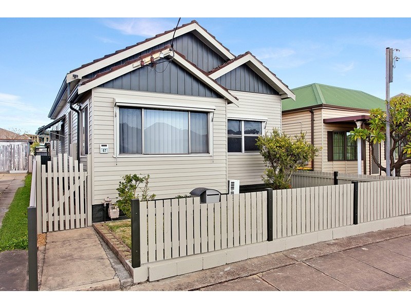 67 Macquarie Street, Mayfield NSW 2304