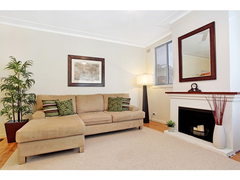 9 Maurene Crescent, Charlestown NSW 2290