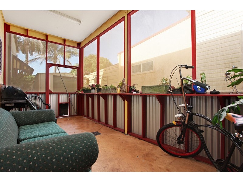 1 Lewis St, Islington NSW 2296