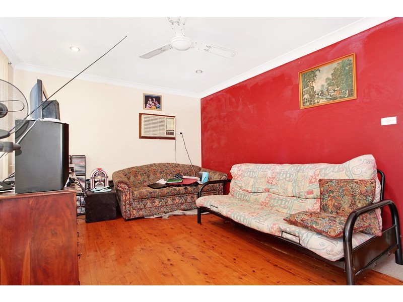 21 Dunkley Parade, Mount Hutton NSW 2290