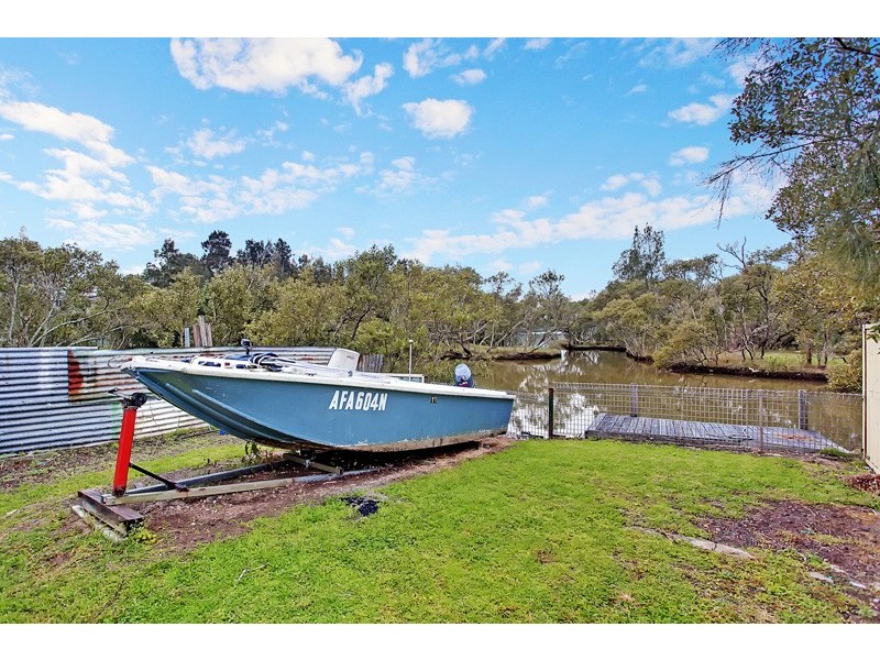 50 Railway Pde North, Blackalls Park NSW 2283
