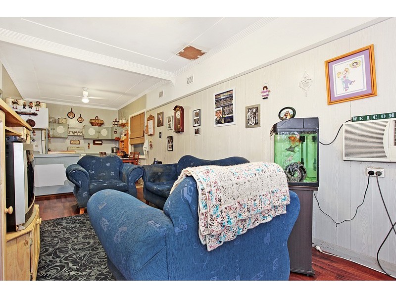 50 Railway Pde North, Blackalls Park NSW 2283