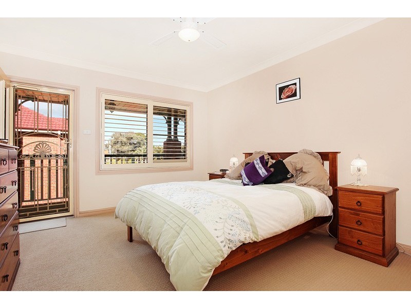 8/170 Kemp Street, Hamilton South NSW 2303