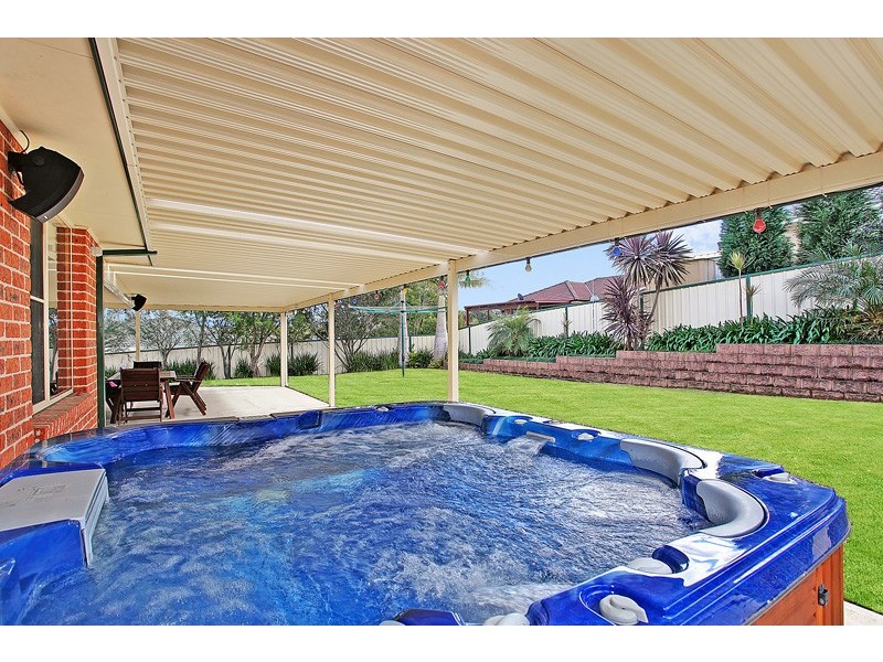 3 Lantana Close, Cameron Park NSW 2285