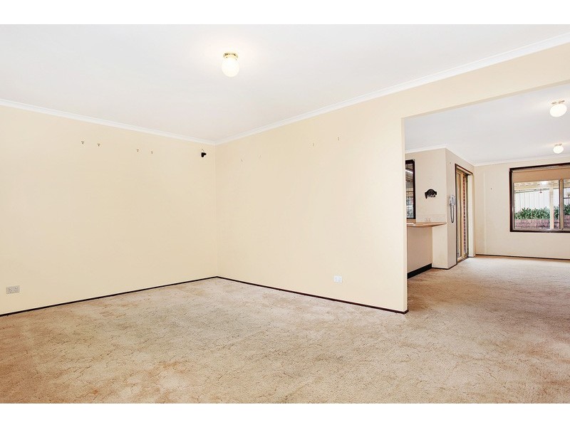 3 Lantana Close, Cameron Park NSW 2285