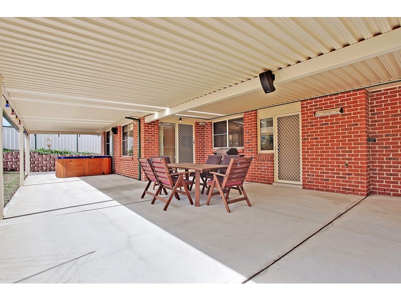 3 Lantana Close, Cameron Park NSW 2285