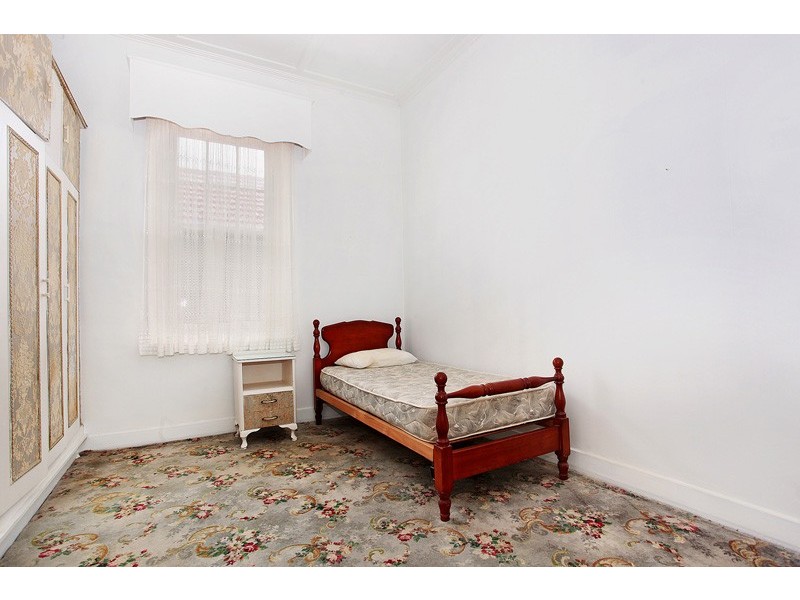 73 Gordon Ave, Hamilton South NSW 2303