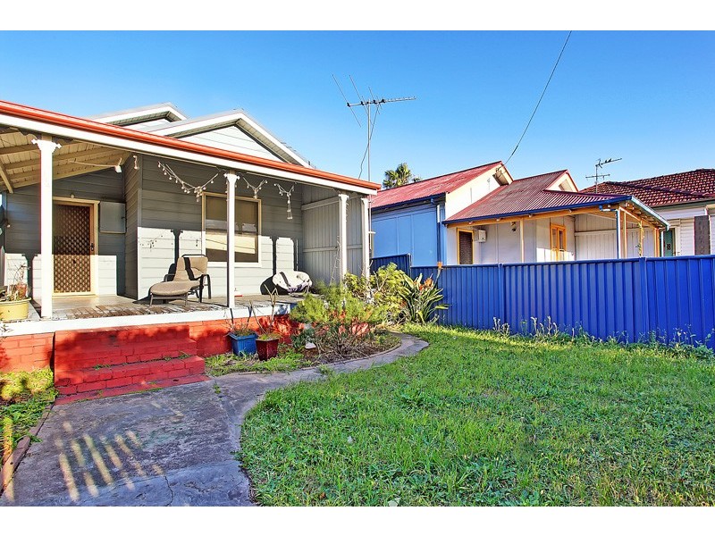 144 Fullerton Street, Stockton NSW 2295