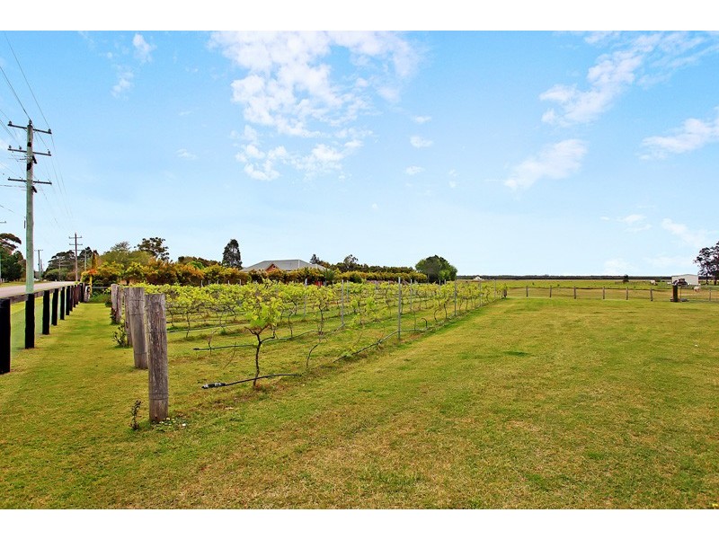 387 Fullerton Cove Rd, Fullerton Cove NSW 2318