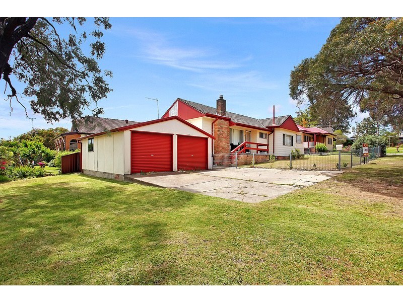 4 Truscott St, Shortland NSW 2307