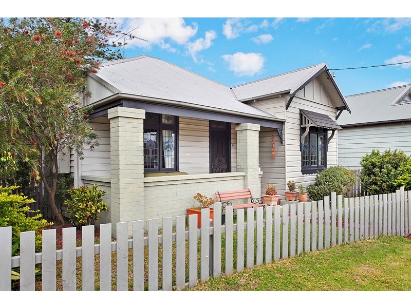 41 King St, Stockton NSW 2295