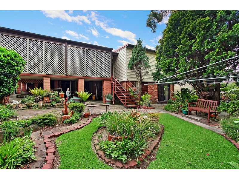 39 Sun Hill Drive, Merewether Heights NSW 2291