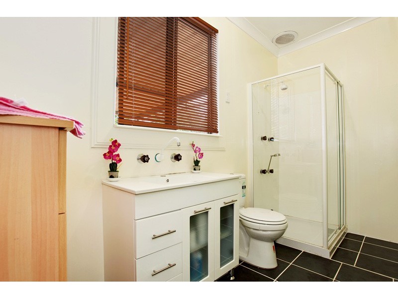 52 Sunderland St, Mayfield NSW 2304