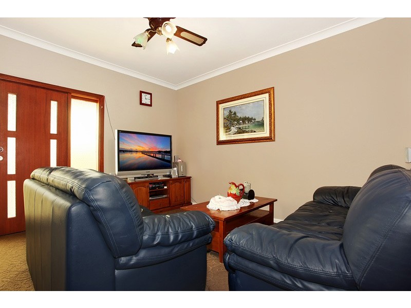 52 Sunderland St, Mayfield NSW 2304