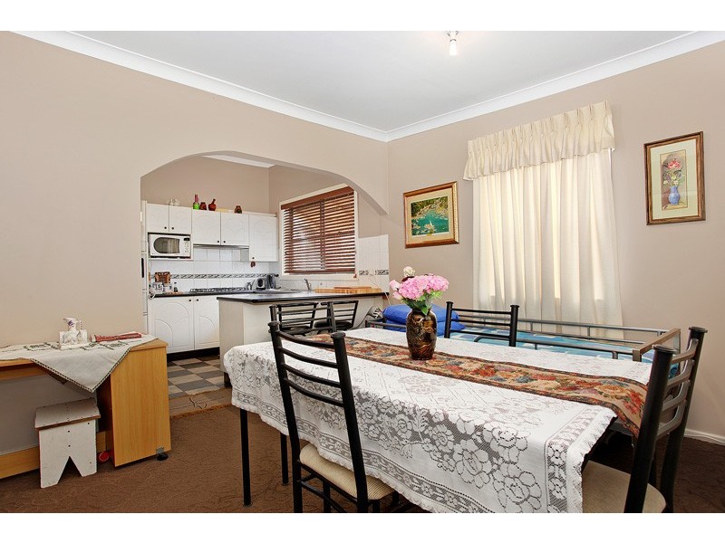 52 Sunderland St, Mayfield NSW 2304