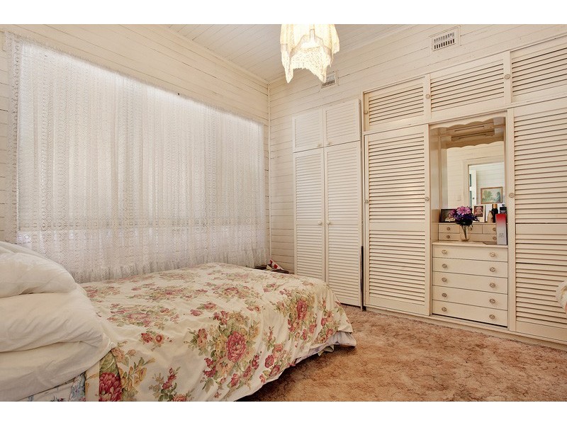 83 Margaret St, Mayfield East NSW 2304