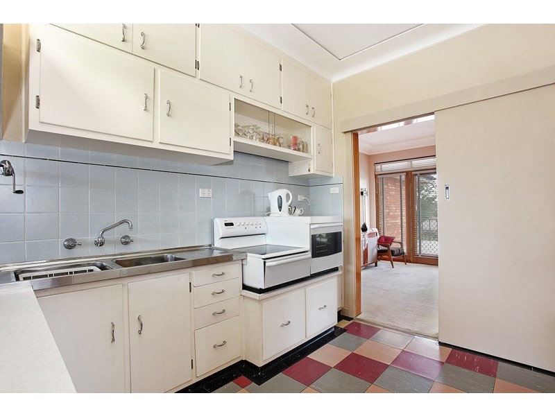 7 Victoria Cres, New Lambton Heights NSW 2305