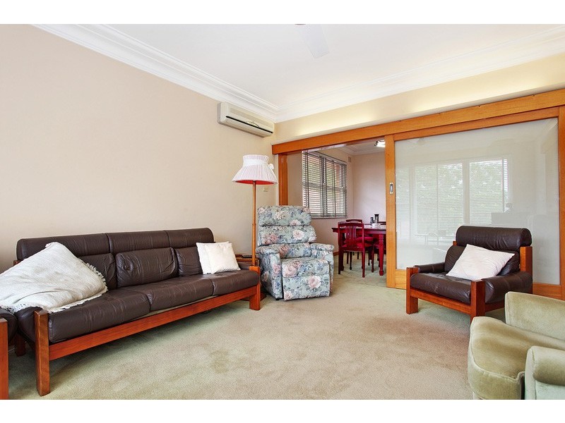 7 Victoria Cres, New Lambton Heights NSW 2305