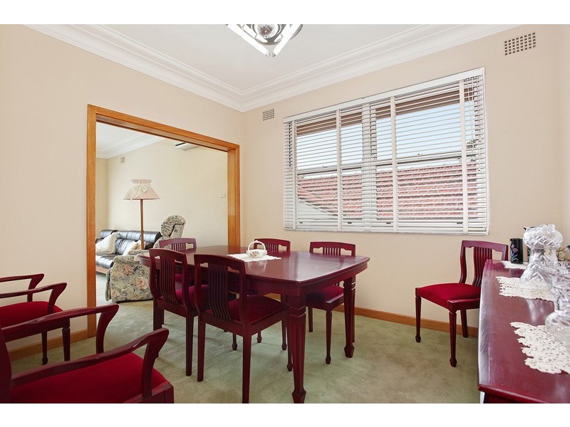 7 Victoria Cres, New Lambton Heights NSW 2305