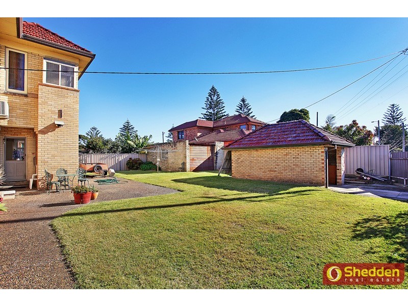 Hamilton East NSW 2303