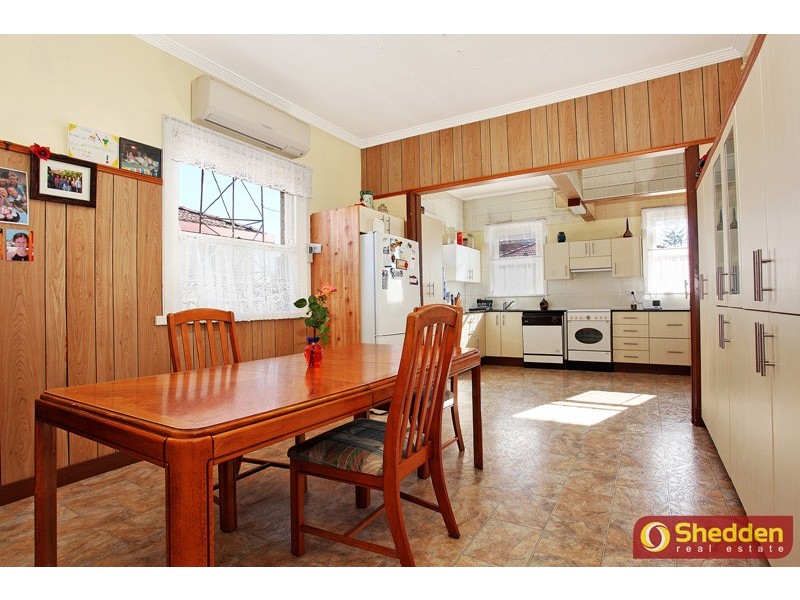 Hamilton East NSW 2303