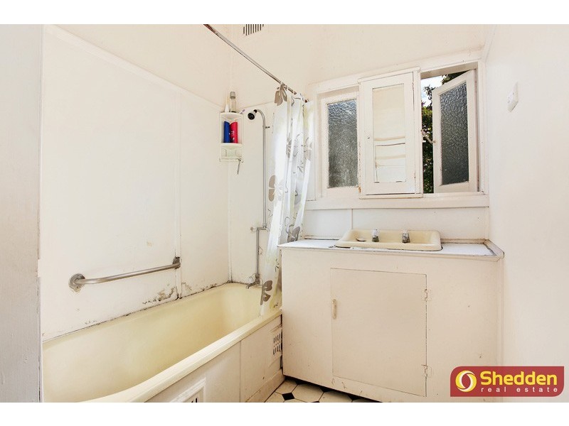 25 Catherine Street, Waratah West NSW 2298