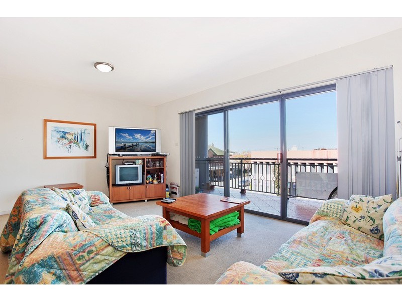 16/74 Tudor Street, Hamilton NSW 2303