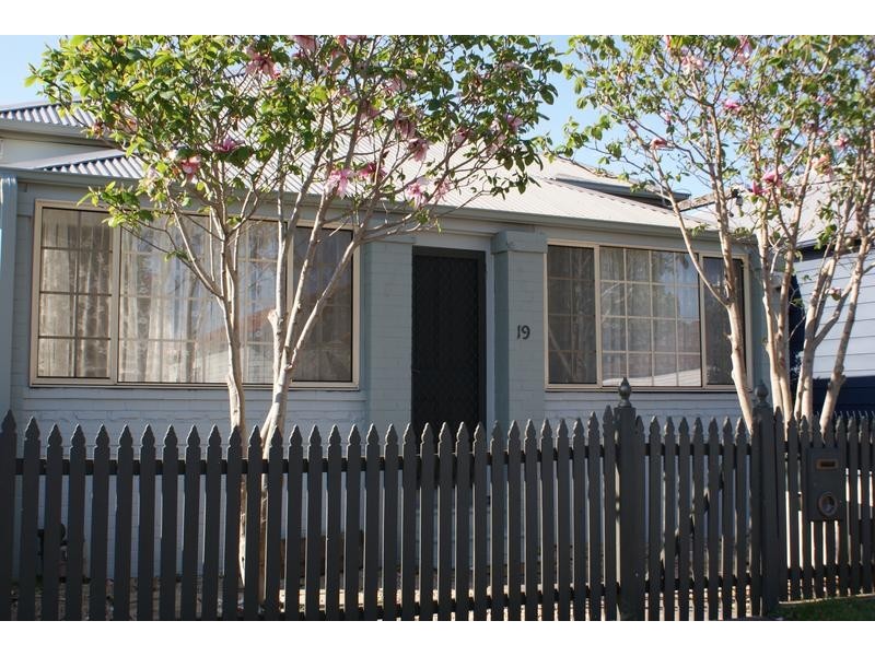 19 Forbes Street, Carrington NSW 2294