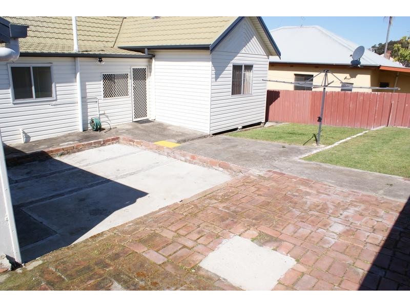 18 Jubilee Road, Wallsend NSW 2287
