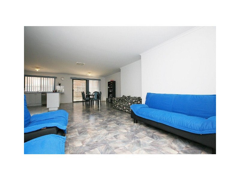 12 Marrowie Place, Taylors Hill VIC 3037