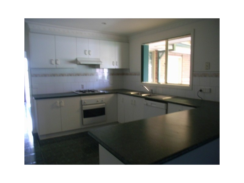 61 Chittenup Bend, Sydenham VIC 3037