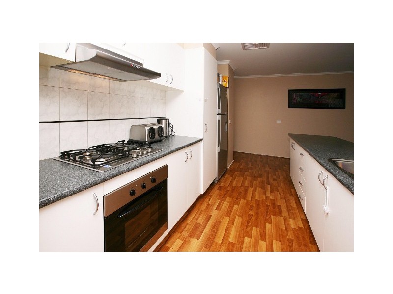 2 Forsyth Close, Burnside VIC 3023