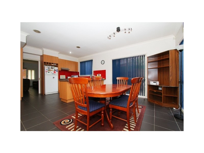 1/156 Copernicus Way, Keilor Downs VIC 3038