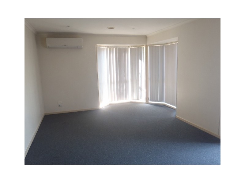 4 Yerrim Lane, Sydenham VIC 3037