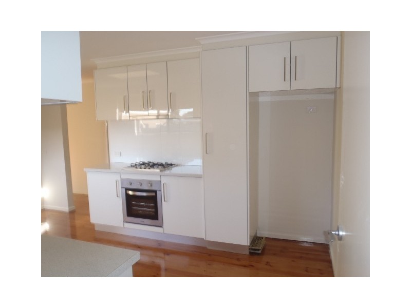 20 Angourie Crescent, Taylors Lakes VIC 3038