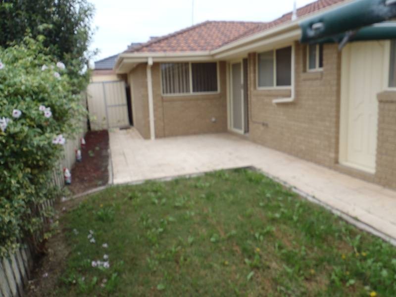 2/46 Kunat Street, Deer Park VIC 3023