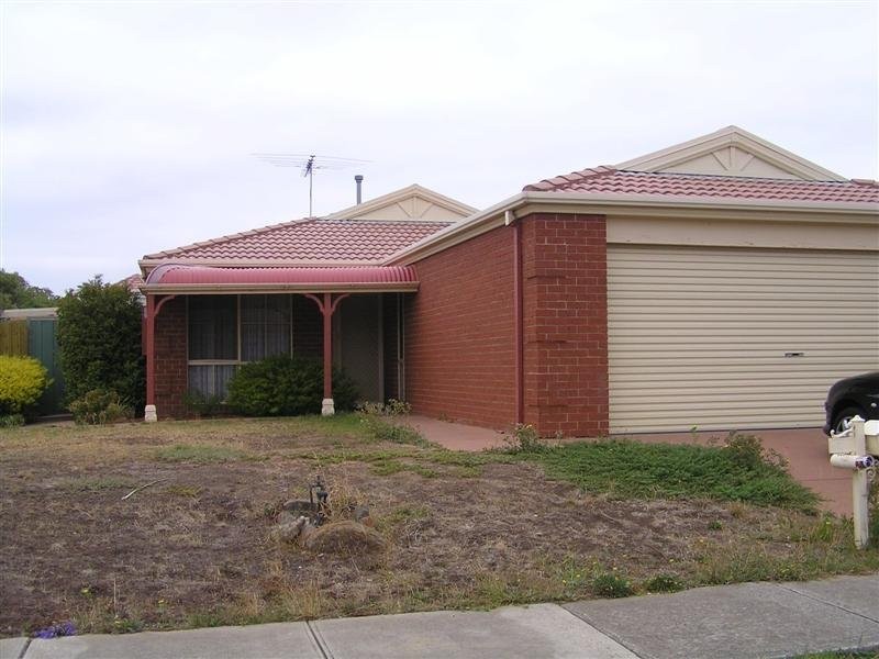 21 Chittenup Bend, Sydenham VIC 3037