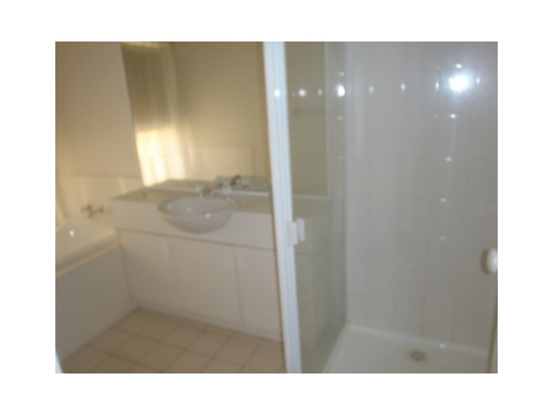 21 Chittenup Bend, Sydenham VIC 3037