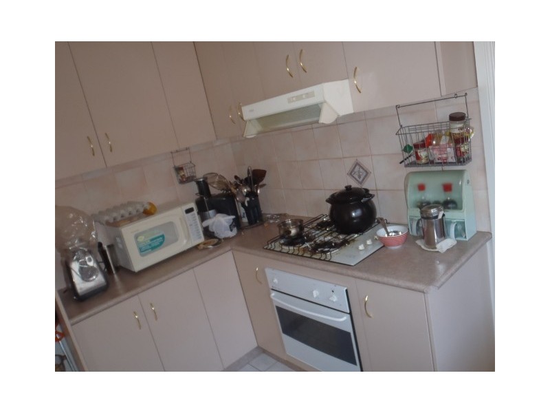 1/16 Milne Court, Delahey VIC 3037