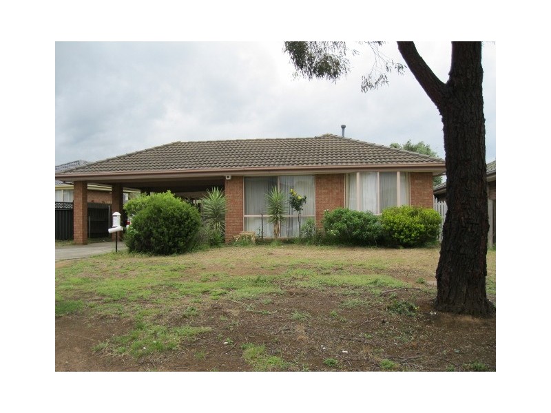 21 Harness Court, Sydenham VIC 3037
