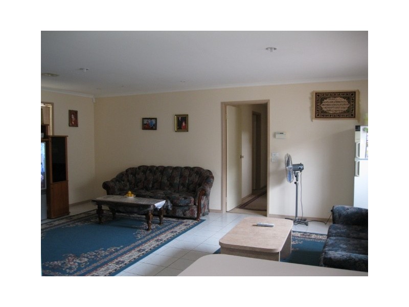 21 Harness Court, Sydenham VIC 3037