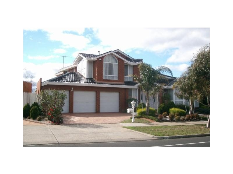 154 Lady Nelson Way, Taylors Lakes VIC 3038