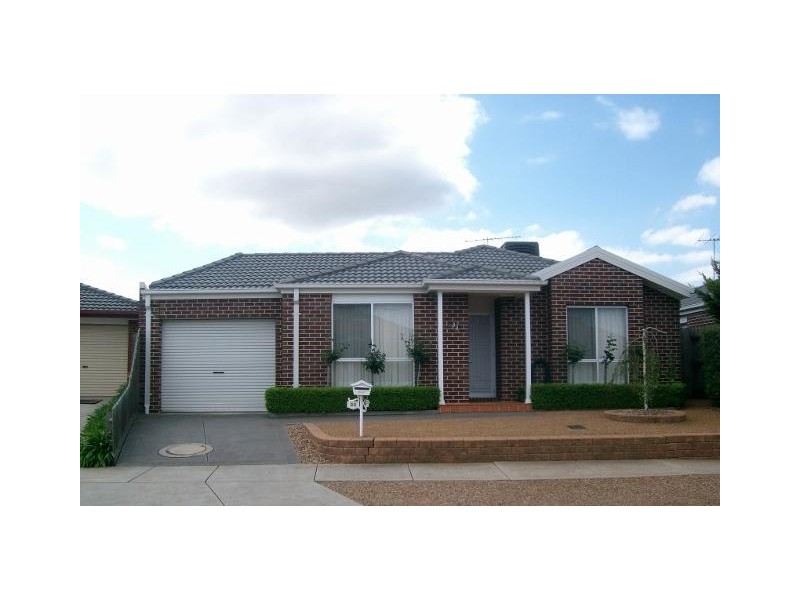 33 Pimelea Crescent, Hillside VIC 3037