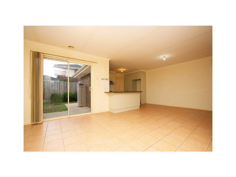 6/107-109 Pecks Road, Sydenham VIC 3037