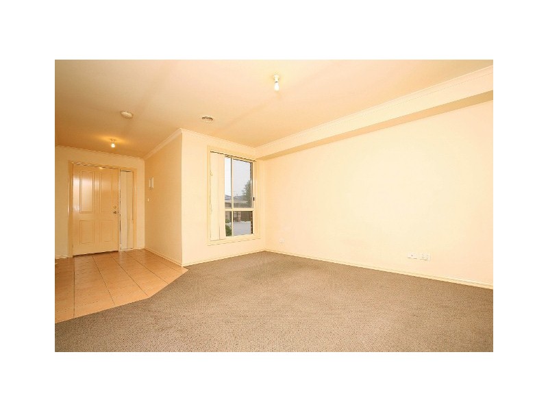 6/107-109 Pecks Road, Sydenham VIC 3037